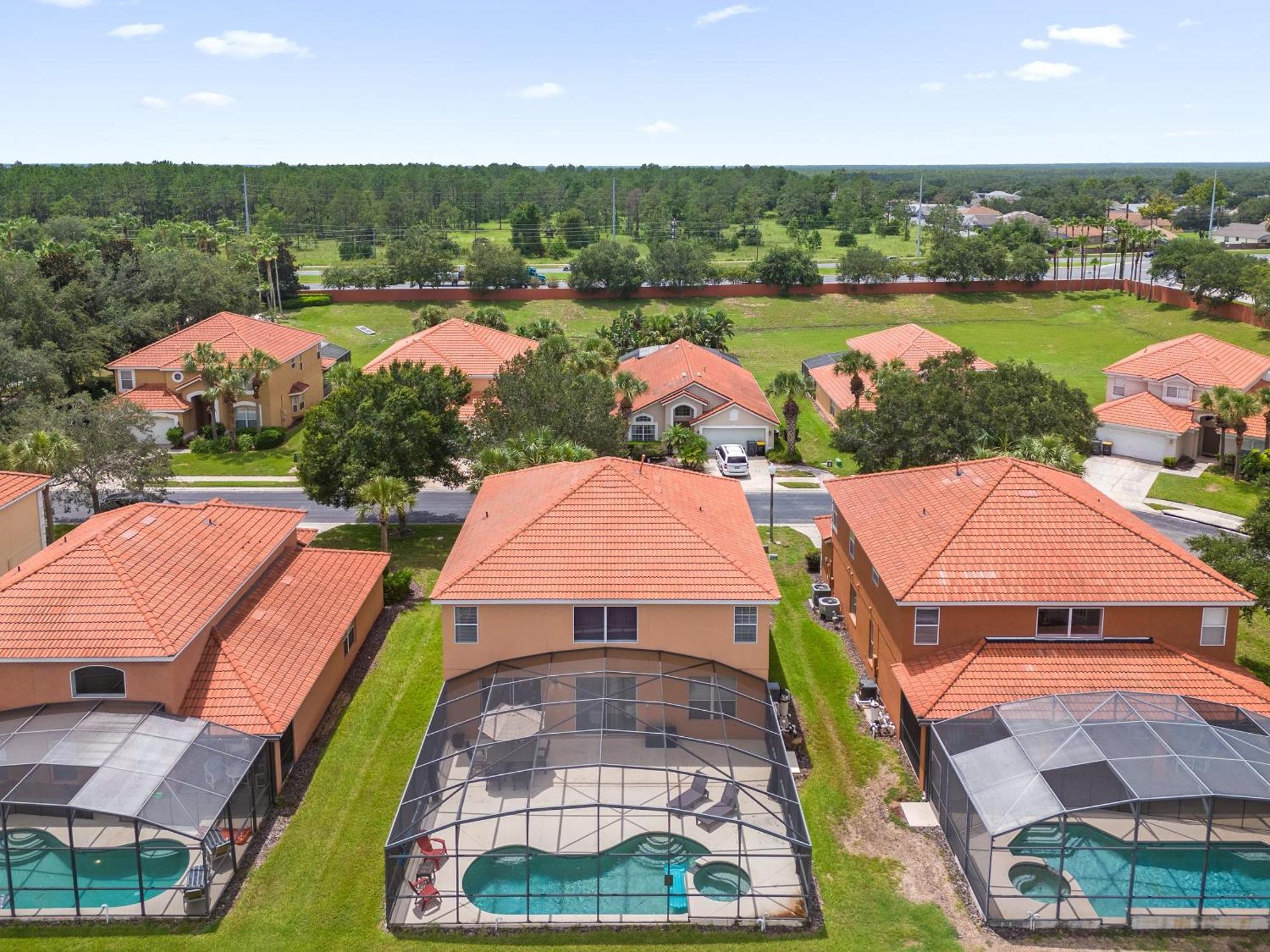 Large Spacious Home W Private Pool & Hot Tub Davenport Exterior foto