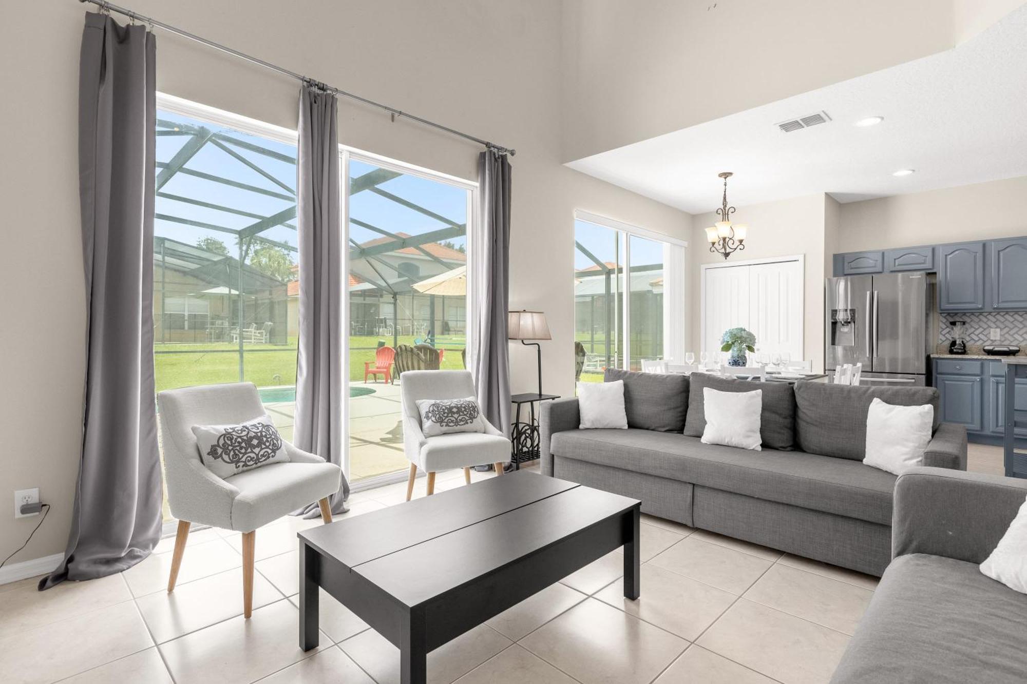 Large Spacious Home W Private Pool & Hot Tub Davenport Exterior foto