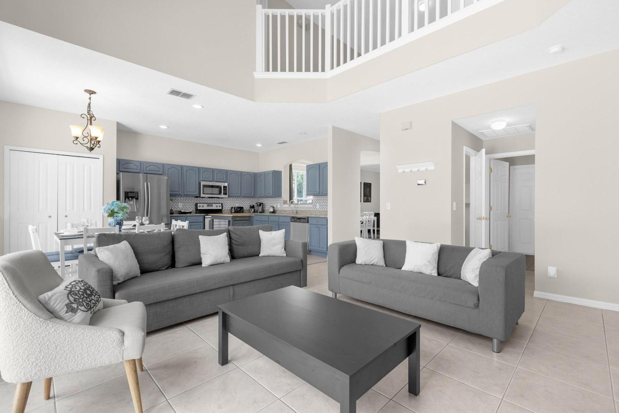 Large Spacious Home W Private Pool & Hot Tub Davenport Exterior foto